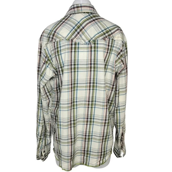 Ariat  Women's Plaid Western Fringe Snap Button Down Top Size Medium - Picture 5 of 8